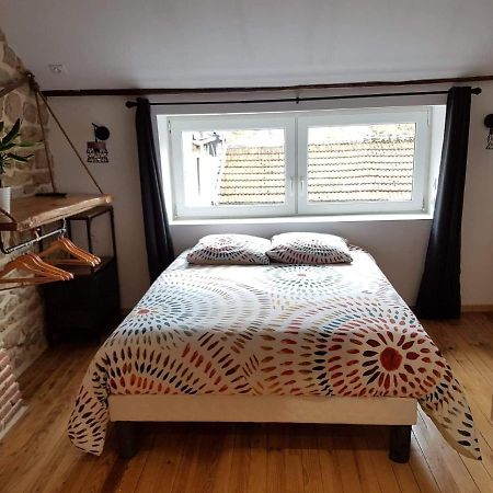 Appartamento Atypical Flat Charleville-Mézières Esterno foto