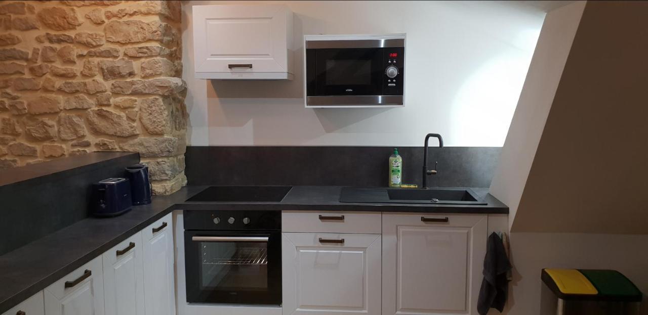 Appartamento Atypical Flat Charleville-Mézières Esterno foto