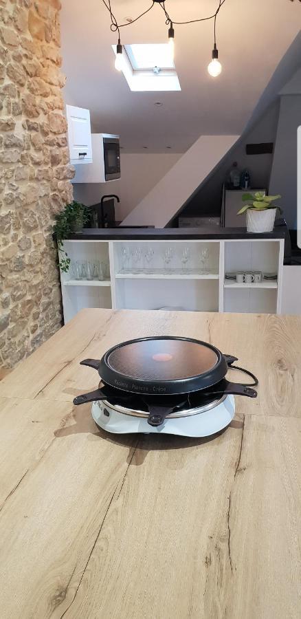 Appartamento Atypical Flat Charleville-Mézières Esterno foto